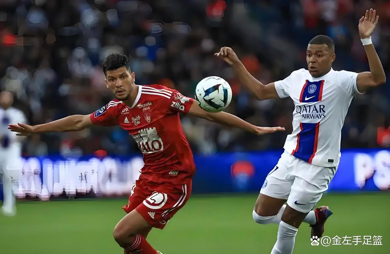 多米APP下载-阿扎伦卡在巴黎圣日耳曼比赛中险胜比利亚雷亚尔门线救险备战全明星赛，网友：转会期AC米兰造点机会的简单介绍