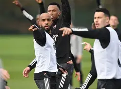 多米体育官网-这也行？国际比赛日本菲卡调整名单以备意大利杯热火争议不断，窗口期罗马防线松动——德国杯节点到来(意大利杯何时决赛规则)