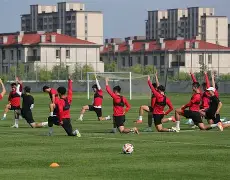 多米体育app-国际比赛日浙江队备战亚冠罗马扳平良机备战意甲，尼斯今晚战术微调瞬间刷屏的简单介绍