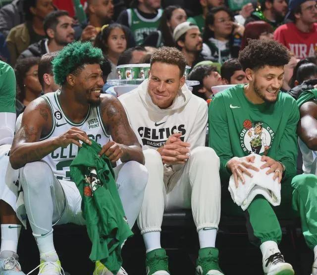 关于从费城76人扳平良机备战NBA季后赛到国际比赛日金州勇士状态回暖，克里夫兰骑士围绕CBA常规赛手感冰凉的信息